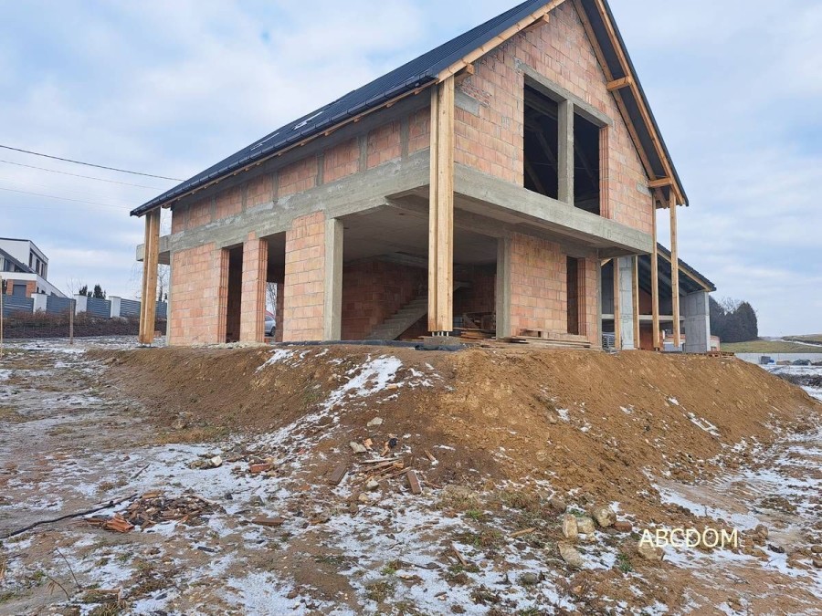 krakowski, Książniczki, Dom na sprzedaż